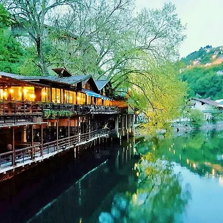 Guest house Pansion River 3*
